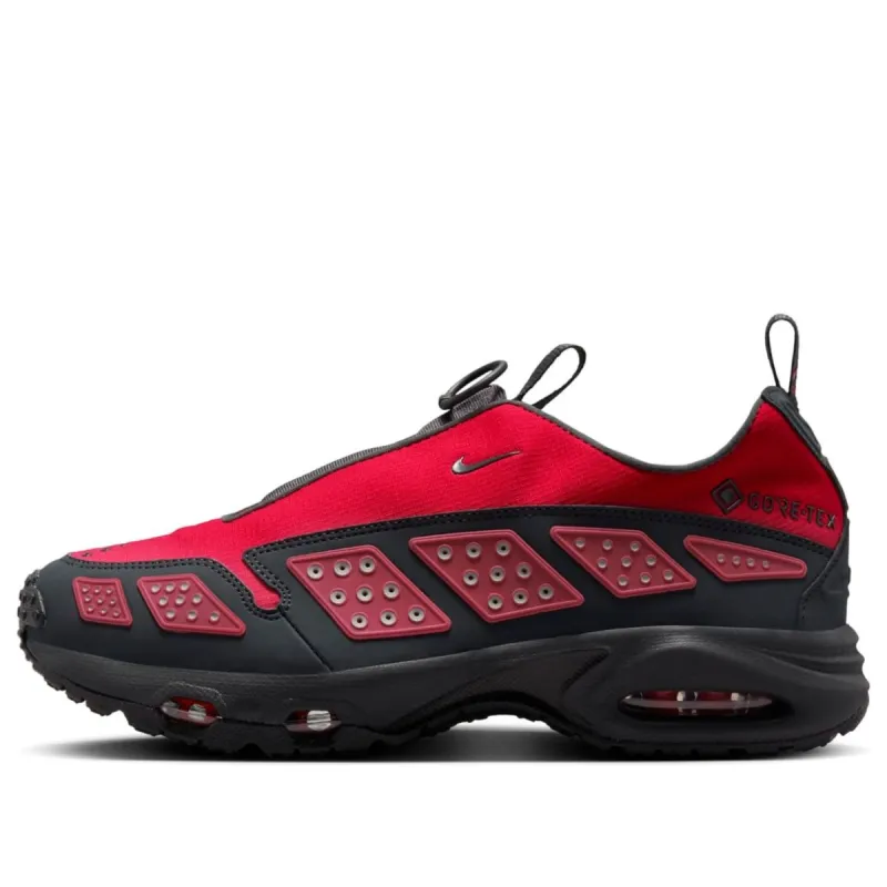 (WMNS) Nike Air Max SNDR Gore-Tex 'Hyper Crimson' FZ4238-800 sold by KicksCrew