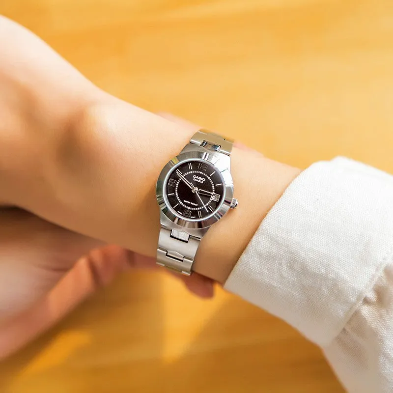 CASIO STANDARD Series Quartz Silver/Black Waterproof Analog LTP-1241D-1A sold by KicksCrew product image thumbnail 5