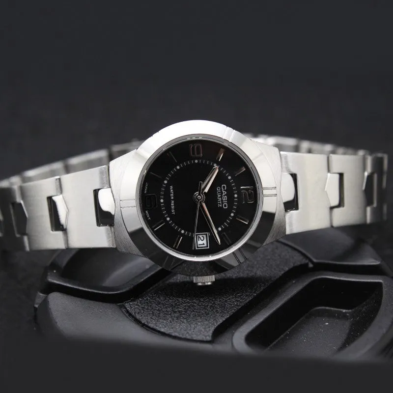 CASIO STANDARD Series Quartz Silver/Black Waterproof Analog LTP-1241D-1A sold by KicksCrew product image thumbnail 3