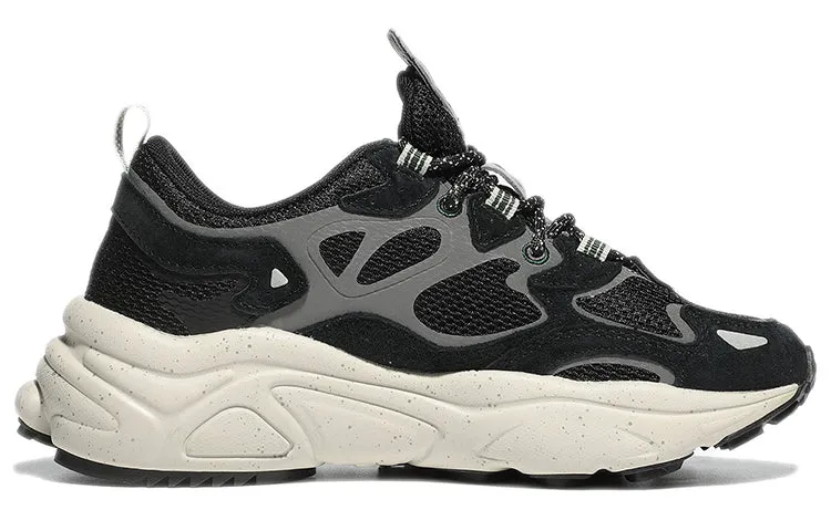 FILA Low-Top Sneakers Black/Grey 1RM01559D_017 sold by KicksCrew product image thumbnail 2