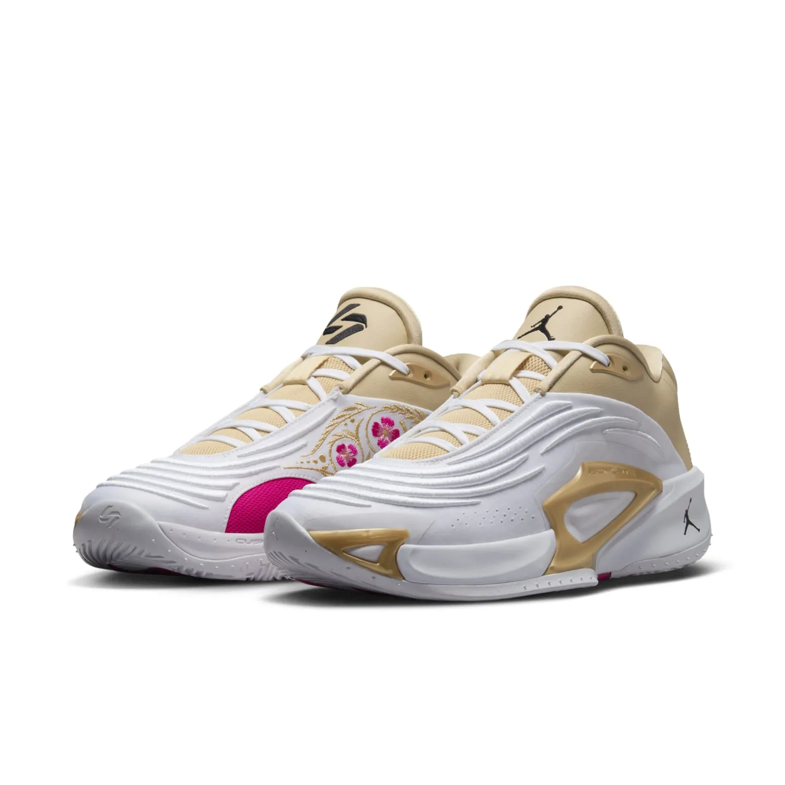 Air Jordan Luka 3 SE 'El Matador' FZ2464-100 sold by KicksCrew product image thumbnail 3