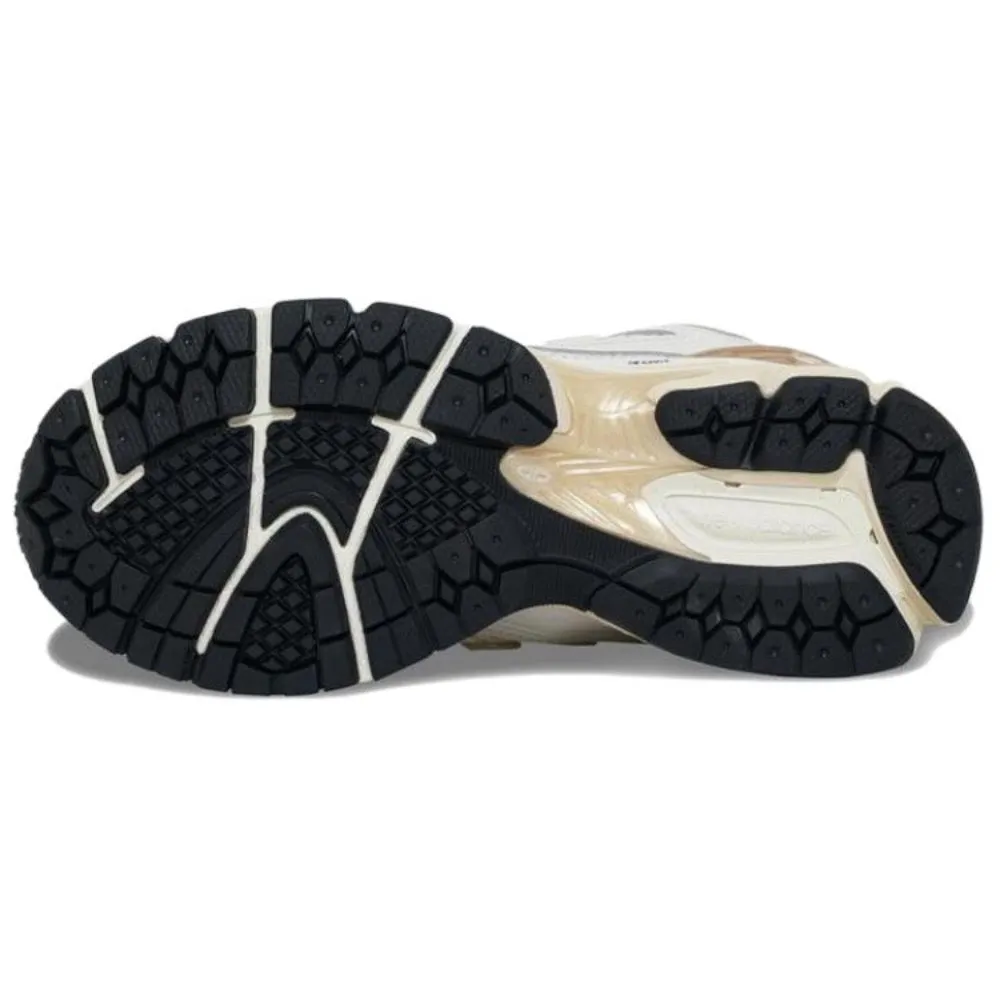 New Balance 1906R 'Beige' M1906RJA sold by KicksCrew product image thumbnail 5