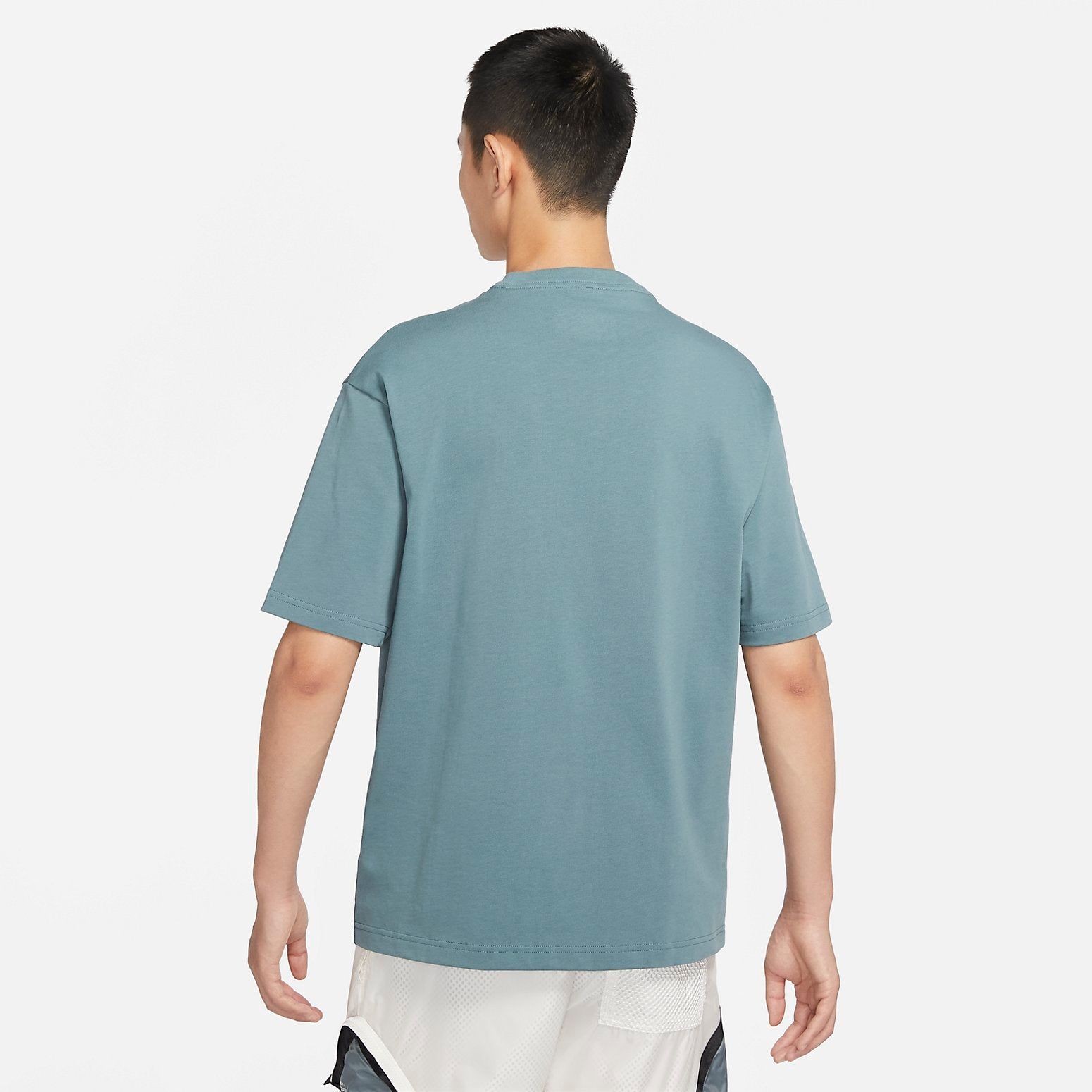 Air Jordan Heritage Short Sleeve Tee 'Blue' DV3076-384 sold by KicksCrew product image thumbnail 3