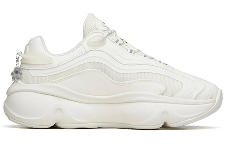 (WMNS) ANTA Life Series Sneakers 'Thick Sole Silver White' 122148895R-1 sold by KicksCrew product image thumbnail 2