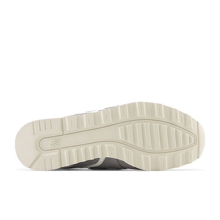 (WMNS) New Balance 996 CZ2 'Light Grey' WL996CZ2 sold by KicksCrew product image thumbnail 5