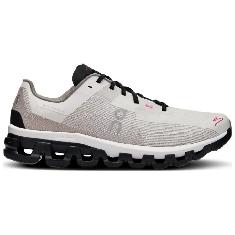 On Running Cloudflow 4 DISTANCE 'White Black' 3MD30340462 sold by KicksCrew product image thumbnail 2