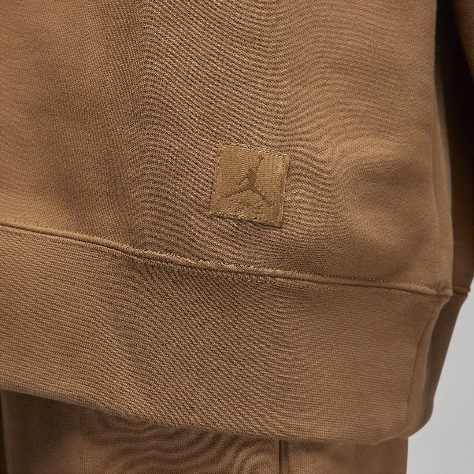 (WMNS) Air Jordan Flight Fleece Crewneck Sweatshirt 'Brown' FB5116-395 sold by KicksCrew product image thumbnail 2