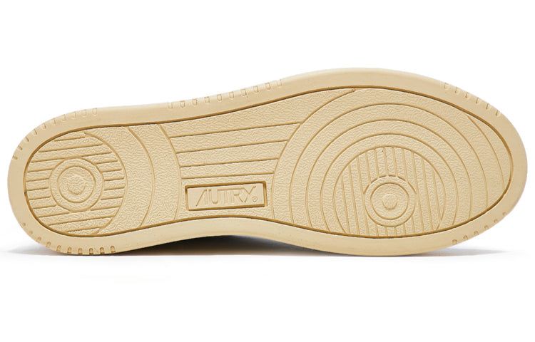 Autry Medalist Leather Low 'White Dark Green' AULM-LL47 sold by KicksCrew product image thumbnail 4