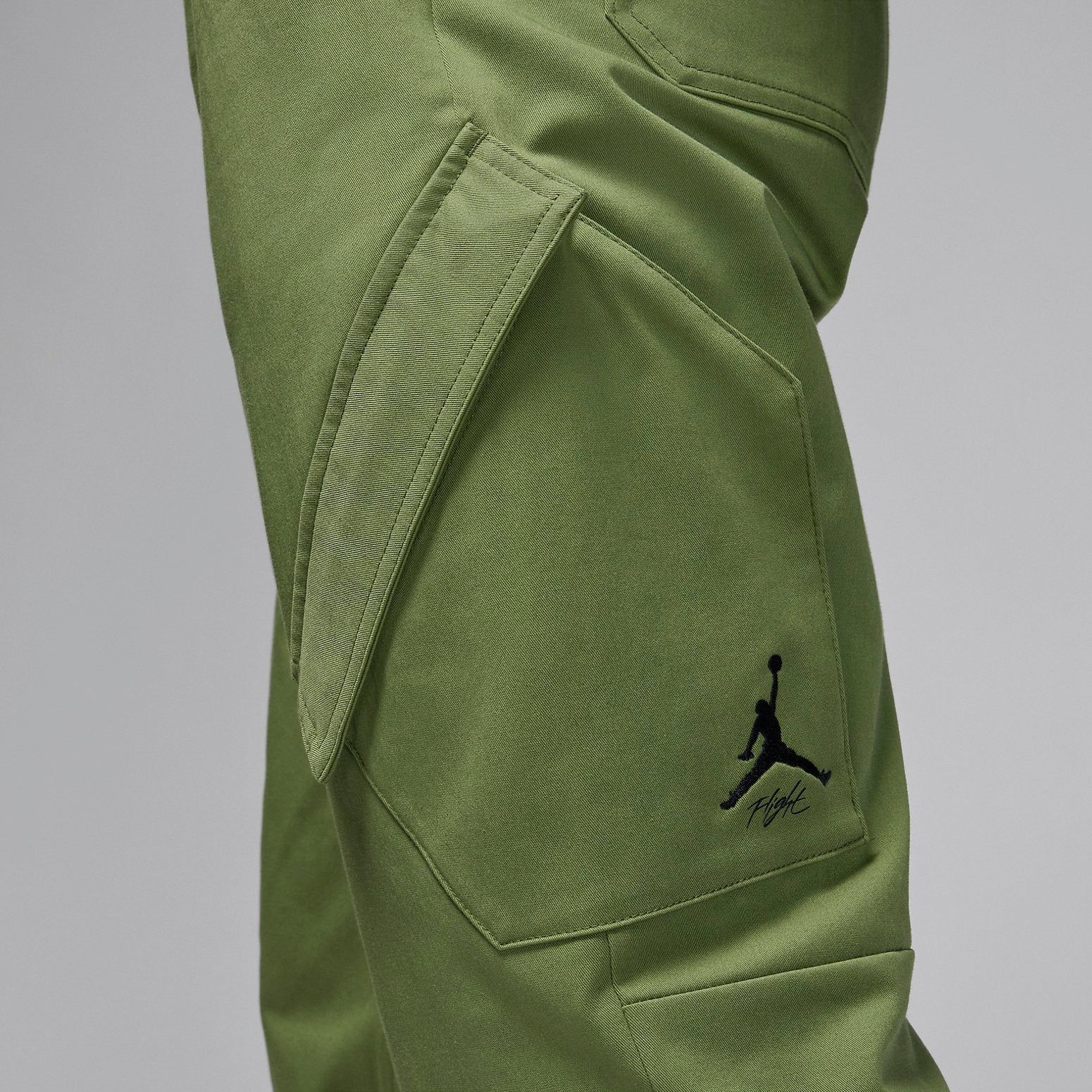 Air Jordan Essentials Chicago Pants 'Green' FB7306-340 sold by KicksCrew product image thumbnail 4