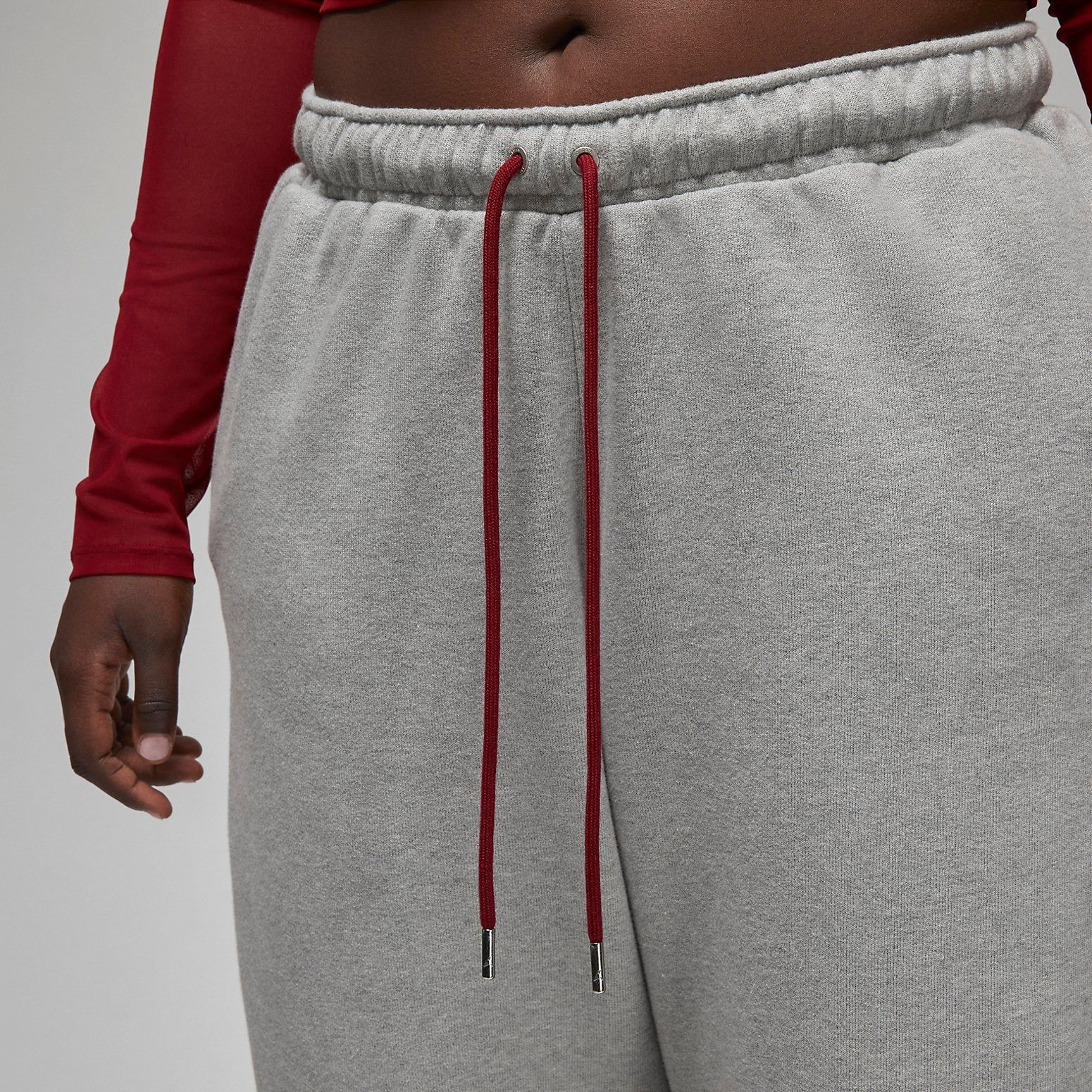 (WMNS) Air Jordan x Teyana Taylor Fleece Pants 'Grey Heather' FB2624-063 sold by KicksCrew product image thumbnail 4
