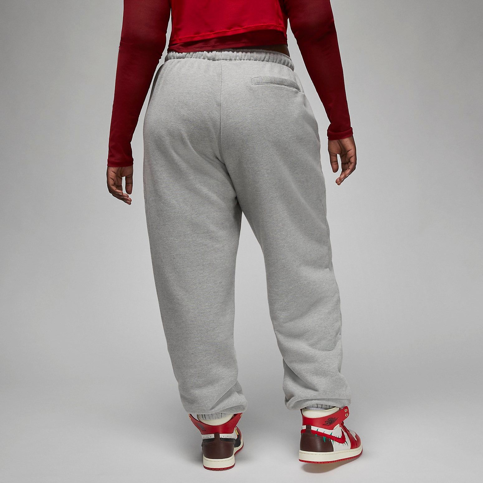 (WMNS) Air Jordan x Teyana Taylor Fleece Pants 'Grey Heather' FB2624-063 sold by KicksCrew product image thumbnail 3