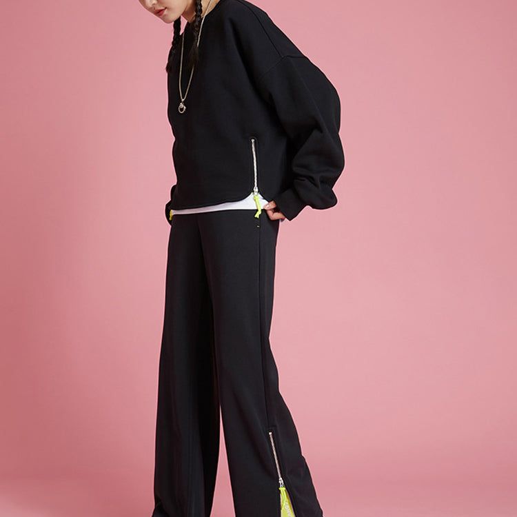 (WMNS) Converse Mountain Club Crew 'Black' 10020810-A01 sold by KicksCrew product image thumbnail 3