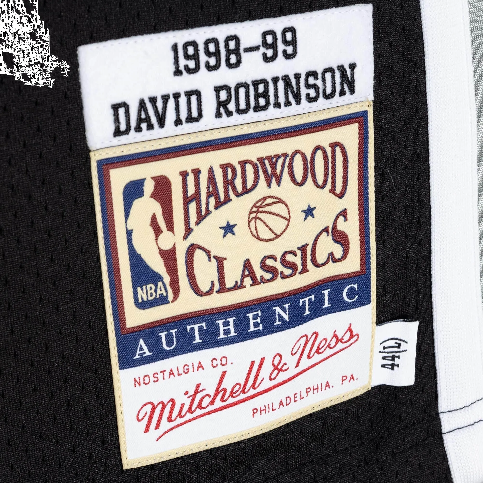 Mitchell & Ness x NBA San Antonio Spurs 1998-99 Jerseys 'David Robinson 50' AJY4CP19170-SASBLCK98DRB sold by KicksCrew product image thumbnail 3