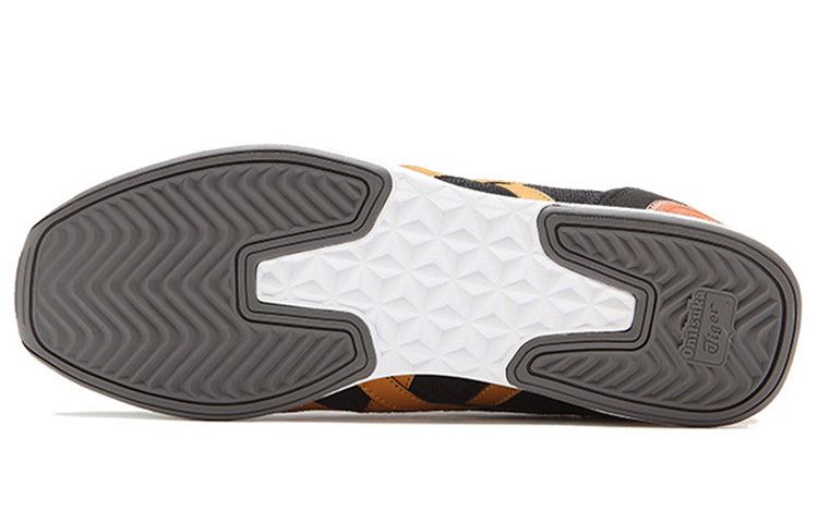 Onitsuka Tiger Ultimate 81 Shoes 'Black Yellow' D3R1N-9071 sold by KicksCrew product image thumbnail 4