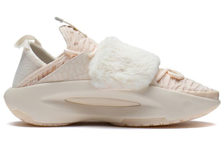 (WMNS) Li-Ning YunYou 'Beige' AZGS108-1 sold by KicksCrew product image thumbnail 2