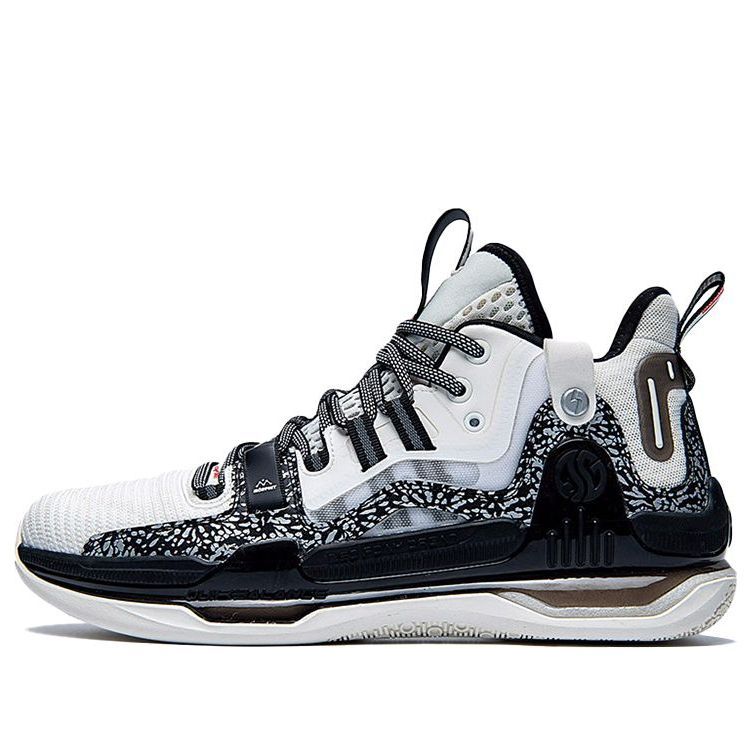 361 x Three-Body AG1 Pro 'White Black Silver' 572111129-3 sold by KicksCrew