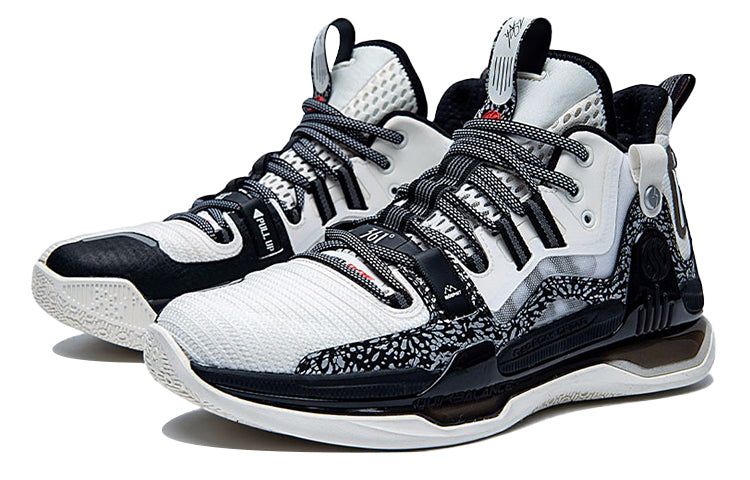 361 x Three-Body AG1 Pro 'White Black Silver' 572111129-3 sold by KicksCrew product image thumbnail 3