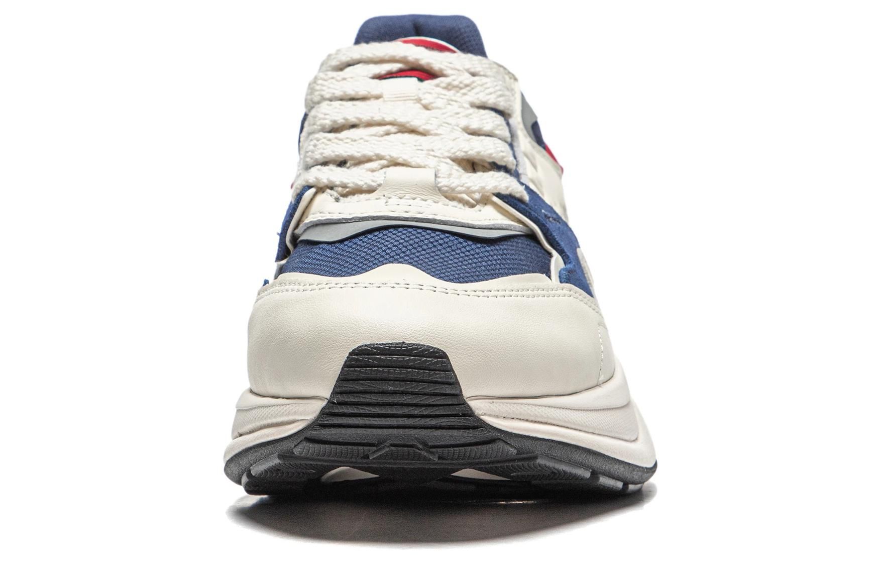 Li-Ning 001 Moment V2 'White Blue Red' AGCT501-1 sold by KicksCrew product image thumbnail 3