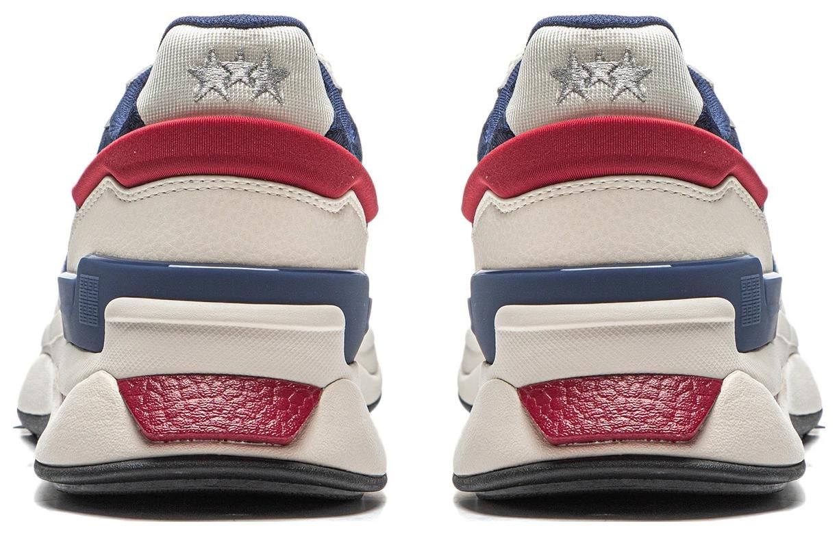 Li-Ning 001 Moment V2 'White Blue Red' AGCT501-1 sold by KicksCrew product image thumbnail 4