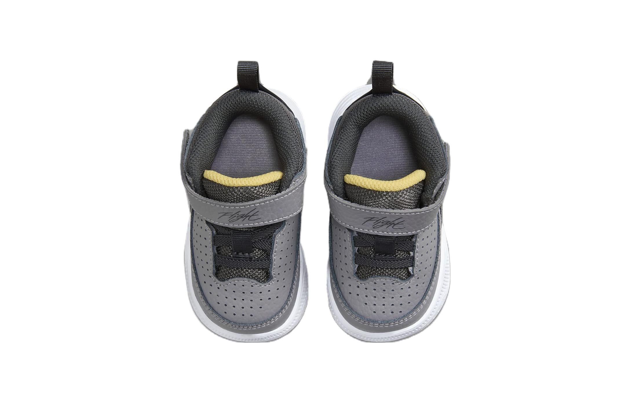 (TD) Air Jordan Max Aura 5 'Grey Black' DZ4355-007 sold by KicksCrew product image thumbnail 4