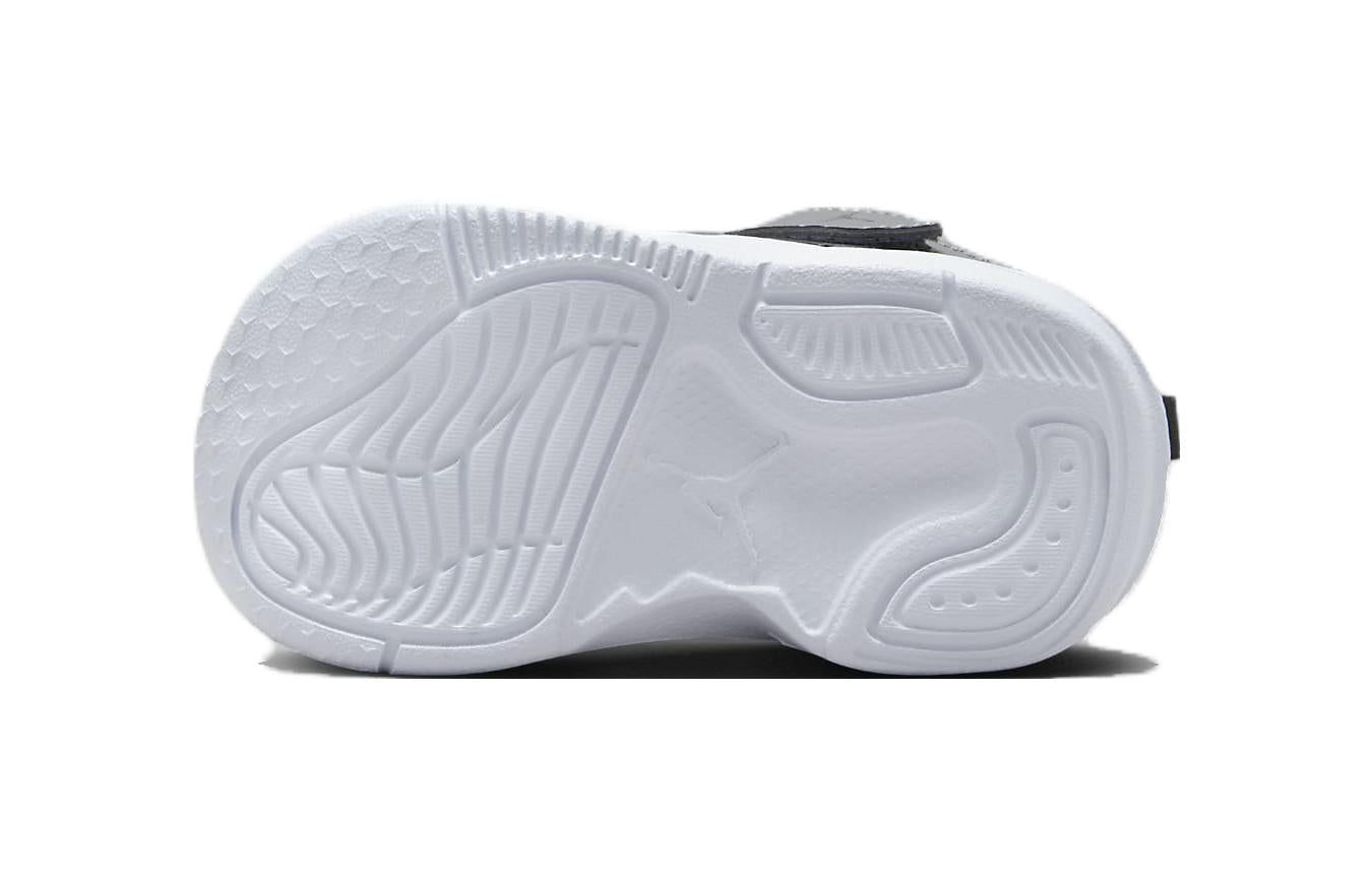 (TD) Air Jordan Max Aura 5 'Grey Black' DZ4355-007 sold by KicksCrew product image thumbnail 5