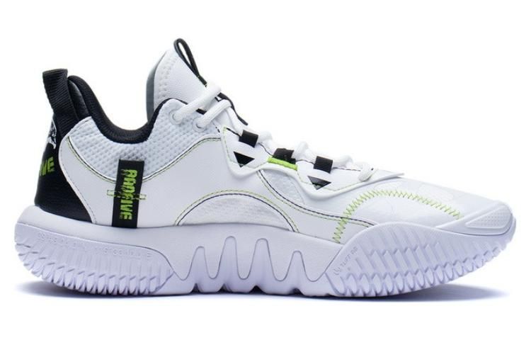 Li-Ning BadFive 2.5 Low 'White Green' ABFS001-4 sold by KicksCrew product image thumbnail 2