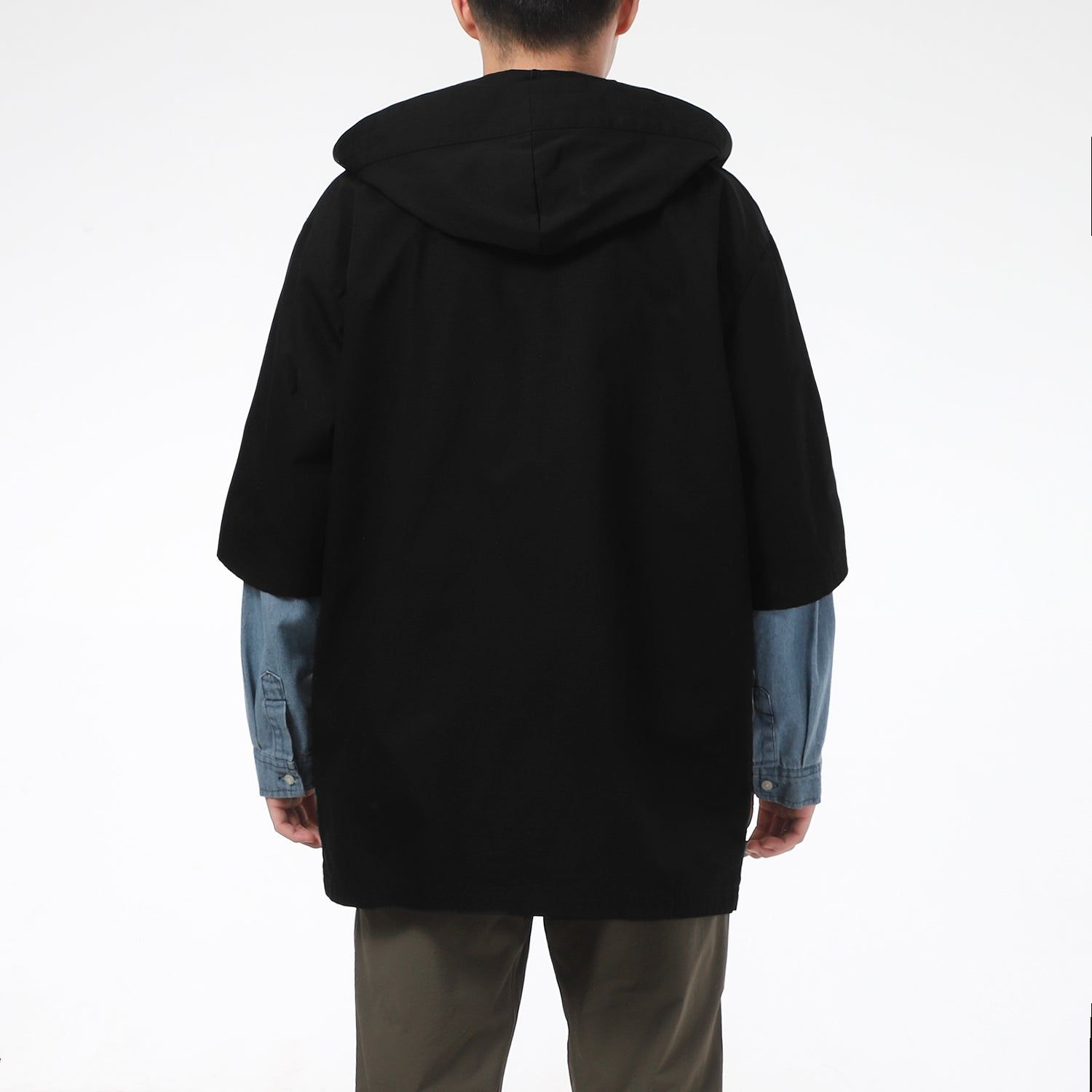 Puma Classics Short Sleeve Relaxed Jacket 'Black' 533733-01 sold by KicksCrew product image thumbnail 5