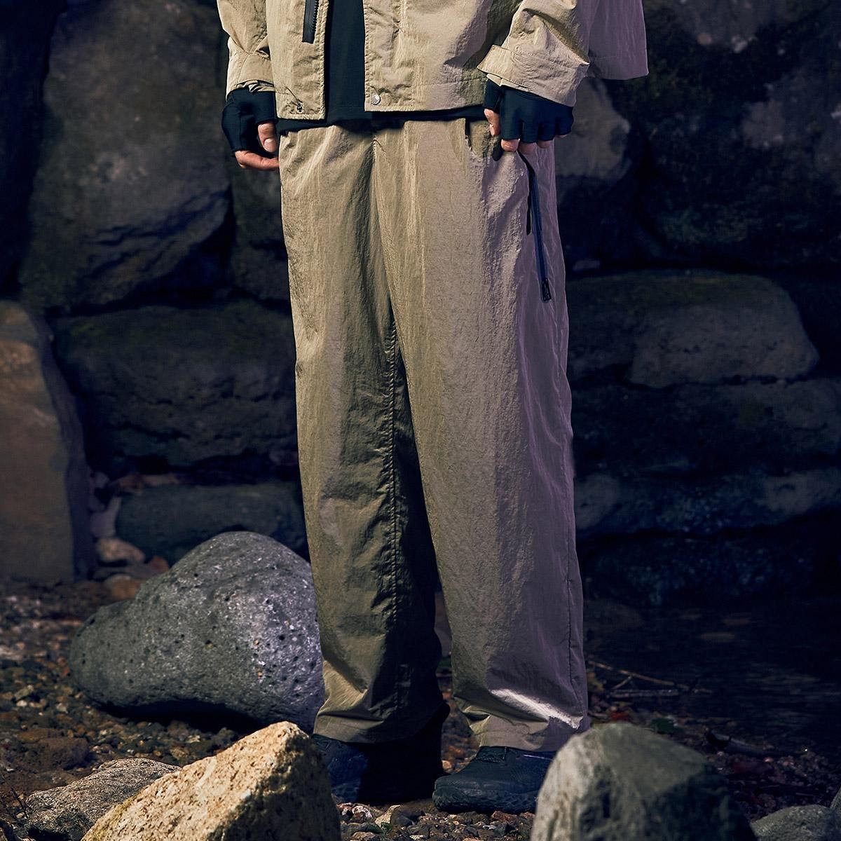 New Balance x Eastlogue Woven Pants 'Beige' NBNTB4L313-35 sold by KicksCrew product image thumbnail 3