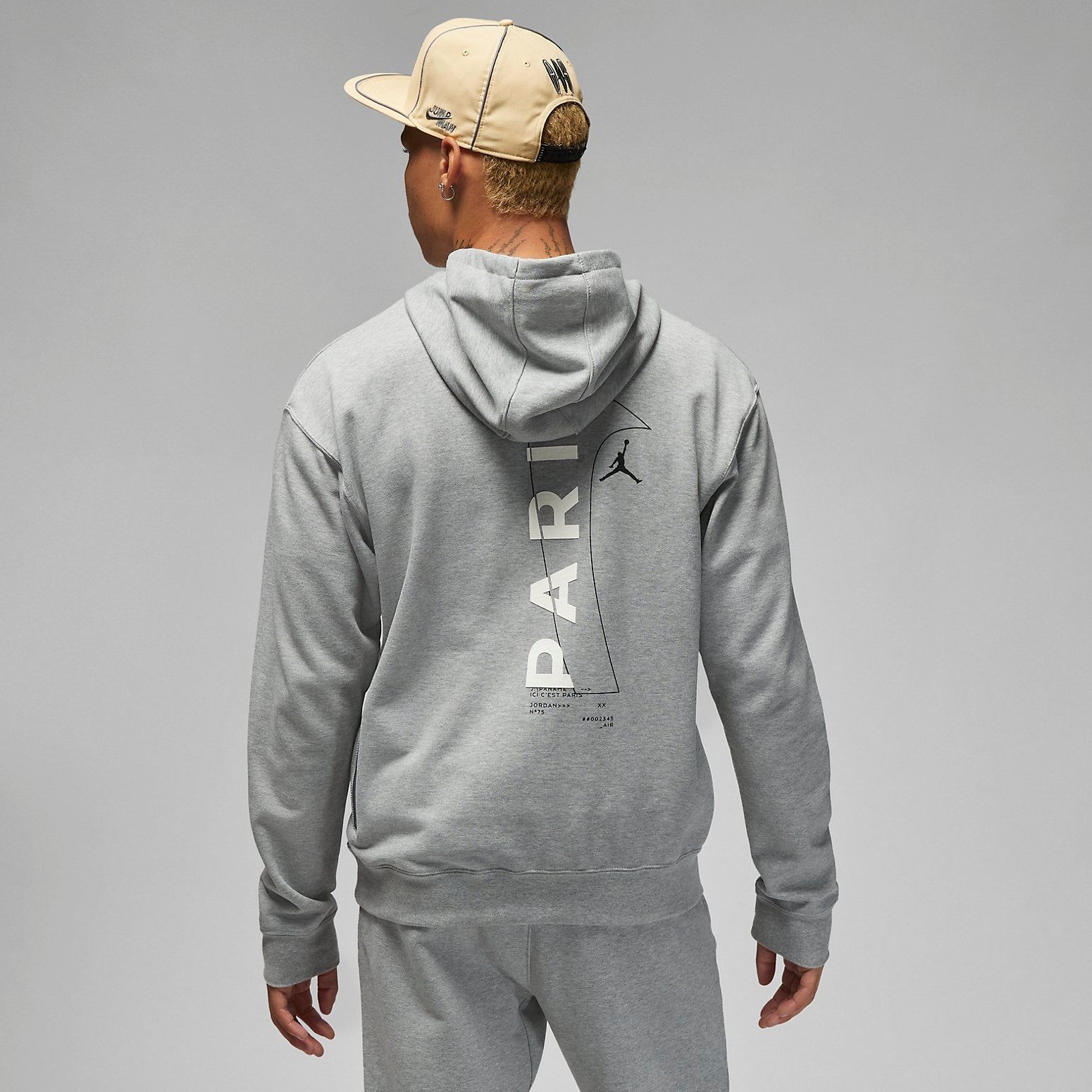 Air Jordan x Paris Saint-Germain Front Logo Fleece Pullover Hoodie Asia Sizing 'Dark Grey Heather' DM3097-063 sold by KicksCrew product image thumbnail 5