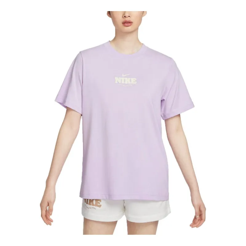 (WMNS) Nike Sportswear Essential Graphic T-shirt (Asia Sizing) 'Violet Mist' HF6180-517 sold by KicksCrew