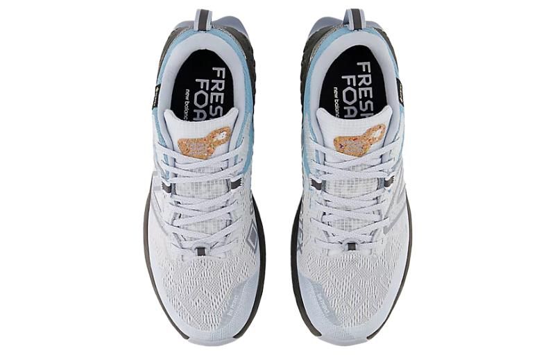 (WMNS) New Balance Fresh Foam x Hierro v7 Gore-Tex Shoes 'White Grey Blue' WTHIER7AB sold by KicksCrew product image thumbnail 2
