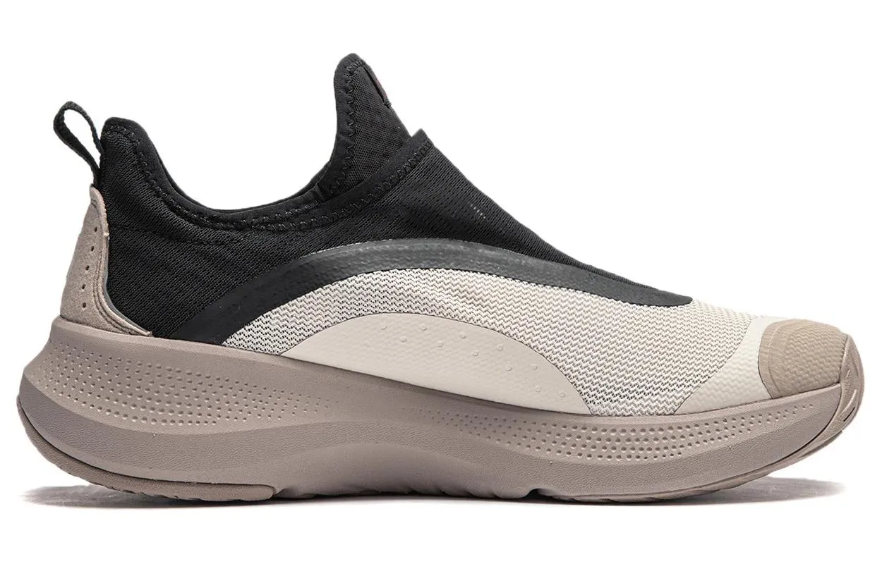 Li-Ning Soft Go 'Taupe Black' AGLU105-3 sold by KicksCrew product image thumbnail 2