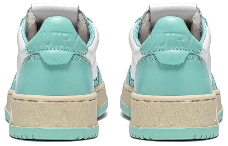 (WMNS) AUTRY Medalist Low Top Bicolor 'White Teal' AULW-WB20 sold by KicksCrew product image thumbnail 4
