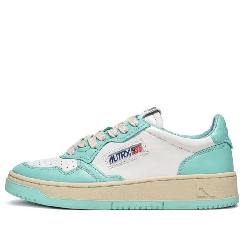 (WMNS) AUTRY Medalist Low Top Bicolor 'White Teal' AULW-WB20 sold by KicksCrew