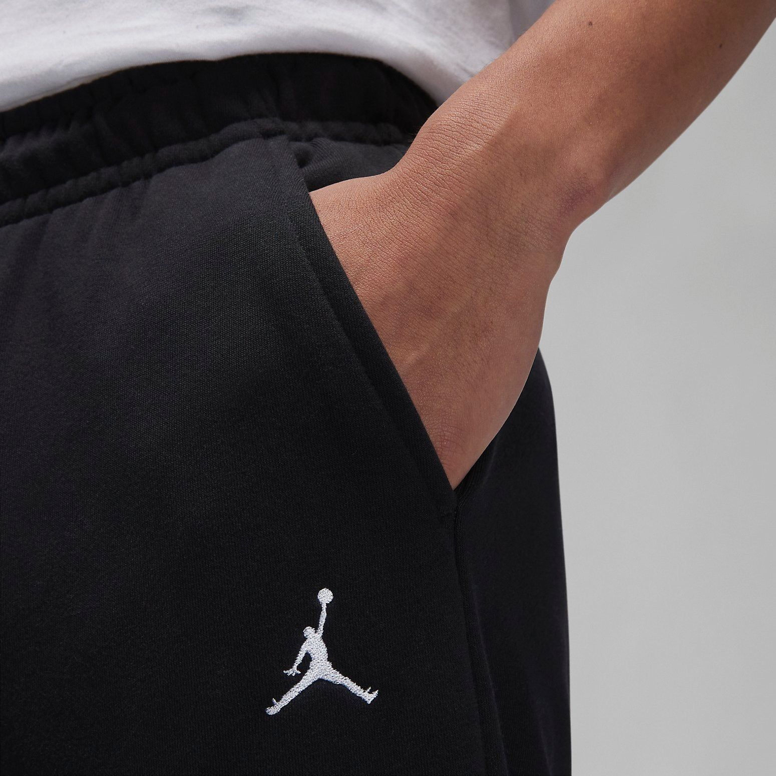 Air Jordan Essentials Loopback Fleece Pants 'Black' FQ7762-010 sold by KicksCrew product image thumbnail 2