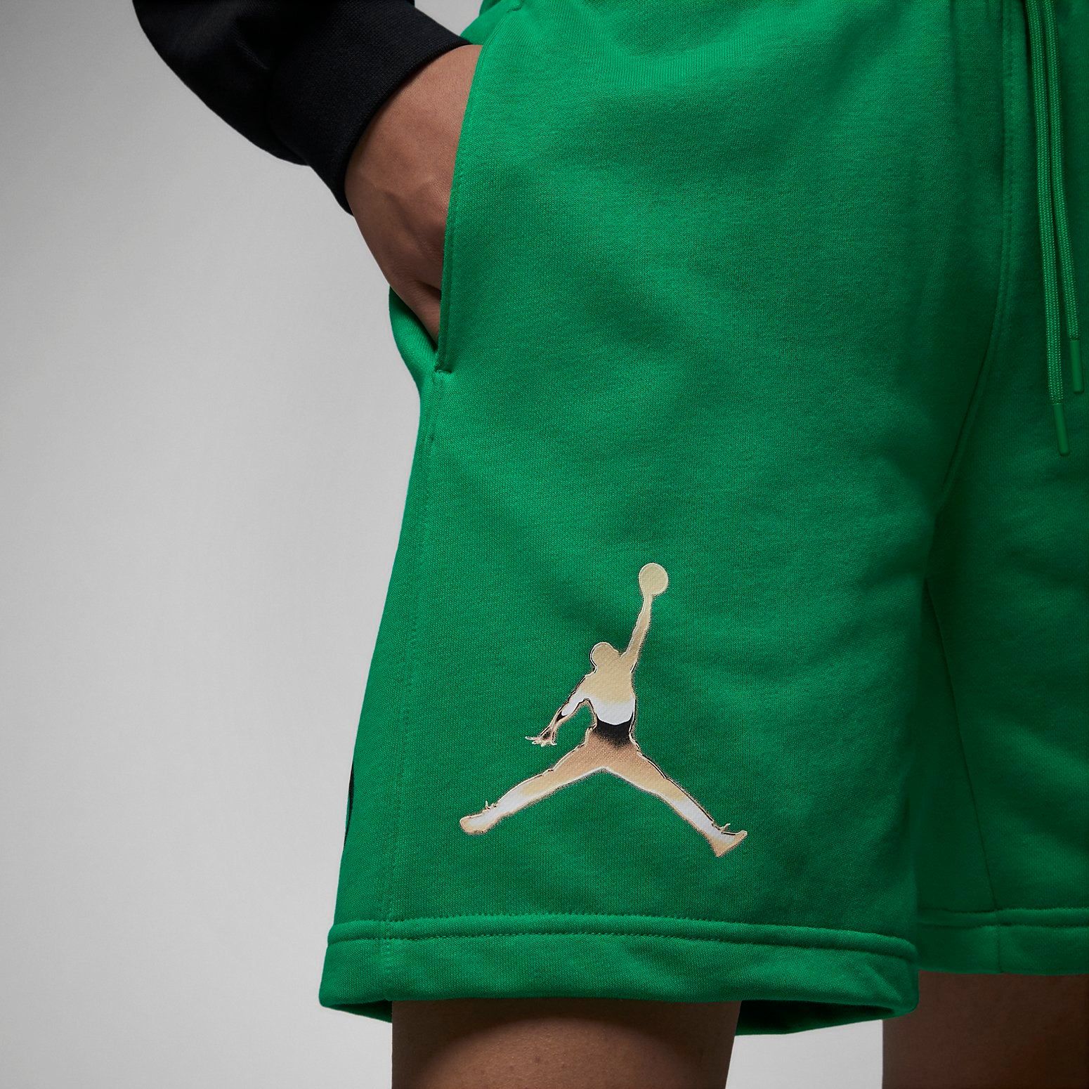 (WMNS) Air Jordan Essentials Shorts 'Green' DZ3388-310 sold by KicksCrew product image thumbnail 5