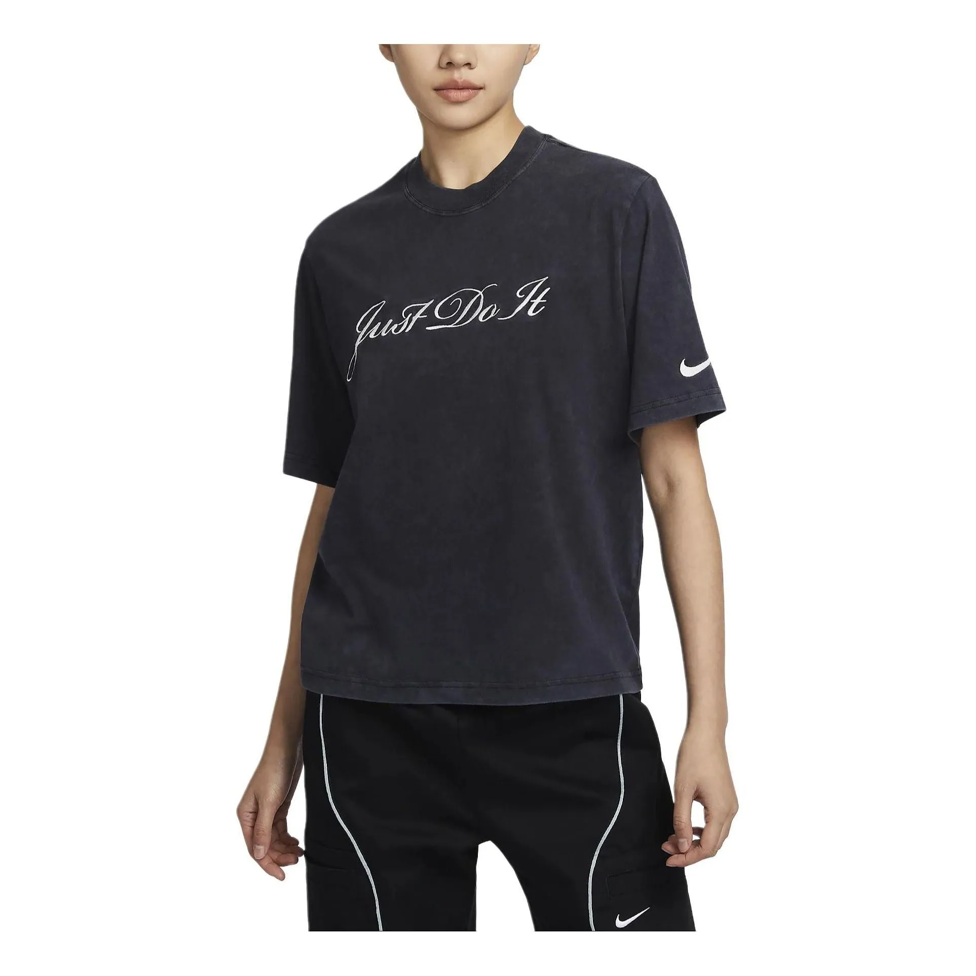 (WMNS) Nike Sportswear Logo T-shirt Asia Sizing 'Black' FZ4886-010 sold by KicksCrew