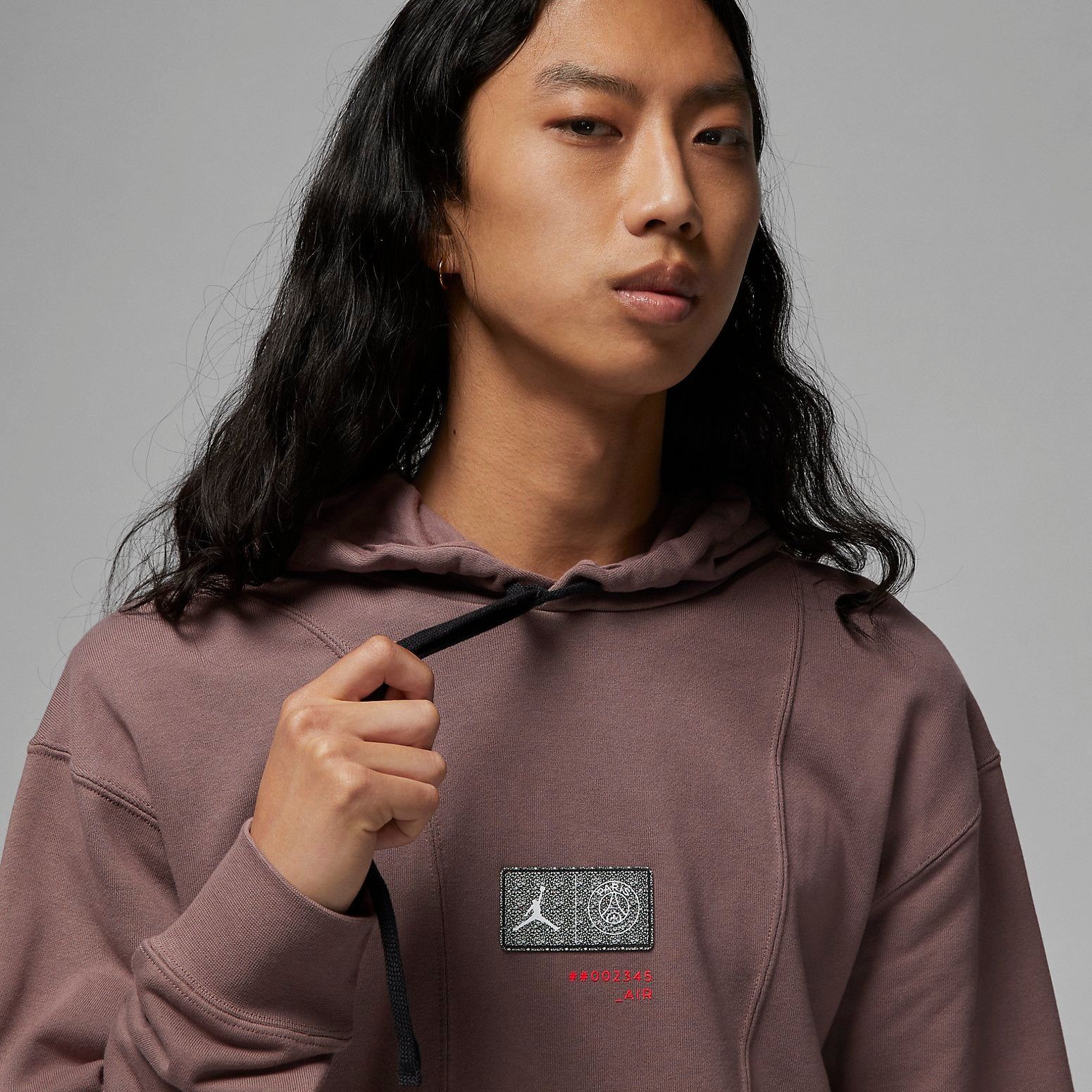 Air Jordan Paris Saint Germain Pullover Hoodie 'Plum Eclipse Bright Crimson' DM3097-291 sold by KicksCrew product image thumbnail 2