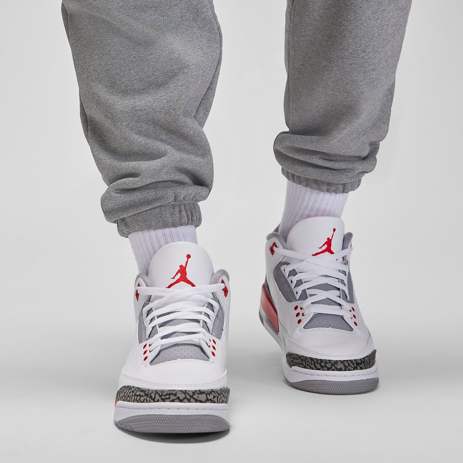 Air Jordan Flight Fleece Pants 'Grey' DQ7468-091 sold by KicksCrew product image thumbnail 3