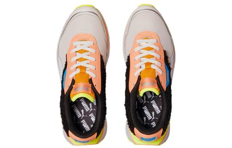 (WMNS) Puma Cruise Rider 'Cuddle' 385518-01 sold by KicksCrew