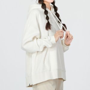(WMNS) PUMA Winterized Hoodie 'White' 672132-65 sold by KicksCrew