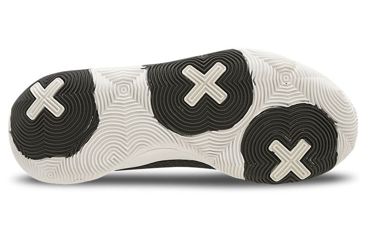 Under Armour Spawn 3 'Black White' 3025911-003 sold by KicksCrew product image thumbnail 5