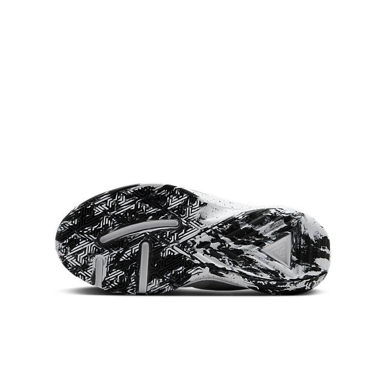 (GS) Nike Zoom Freak 5 'Oreo' DZ4486-100 sold by KicksCrew product image thumbnail 5