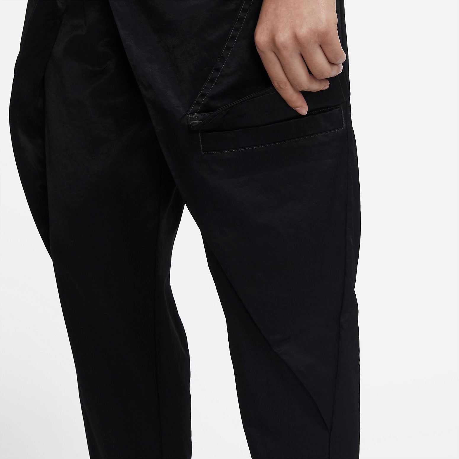 (WMNS) Air Jordan Brand Flightsuit 'Black' DA1518-010 sold by KicksCrew product image thumbnail 5