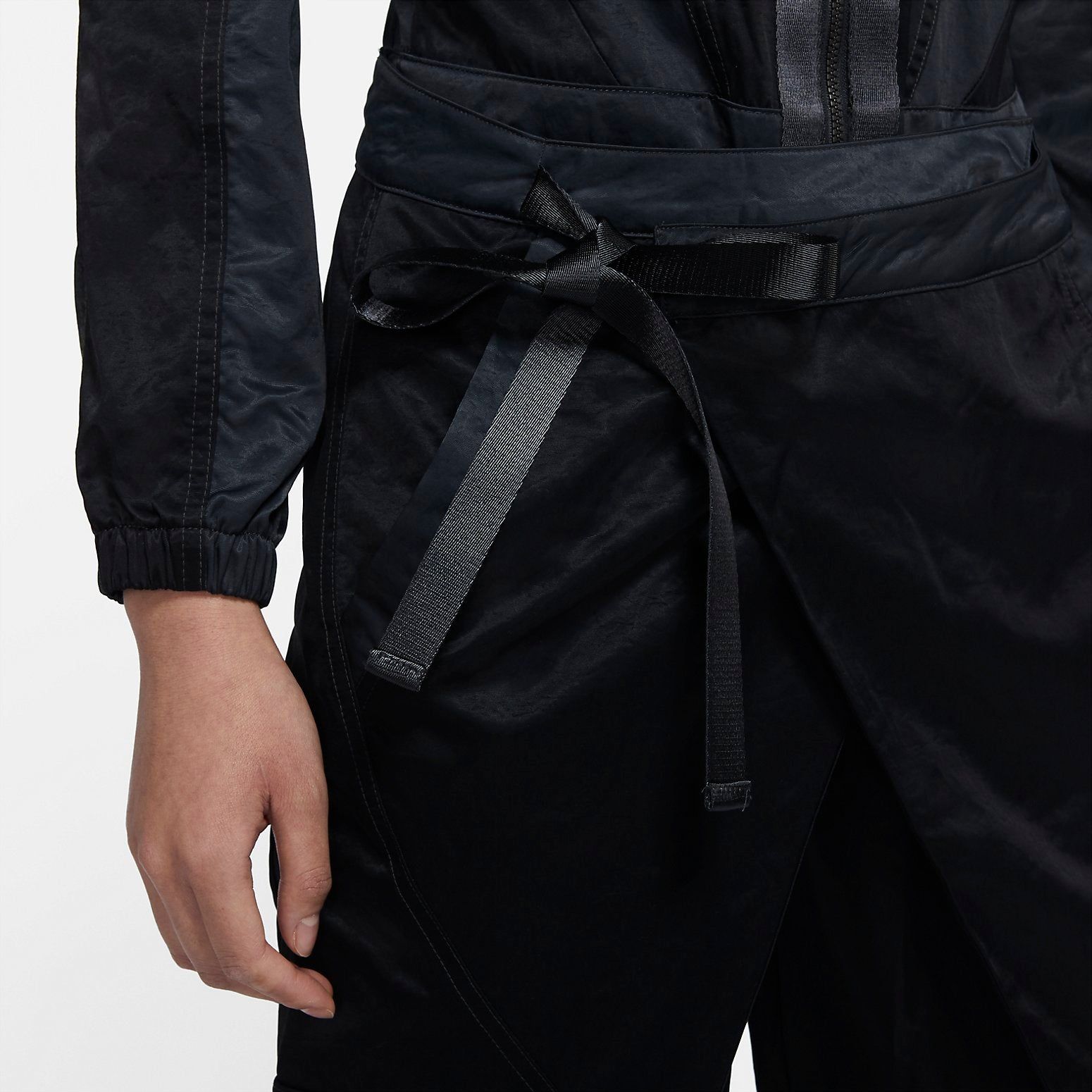 (WMNS) Air Jordan Brand Flightsuit 'Black' DA1518-010 sold by KicksCrew product image thumbnail 3