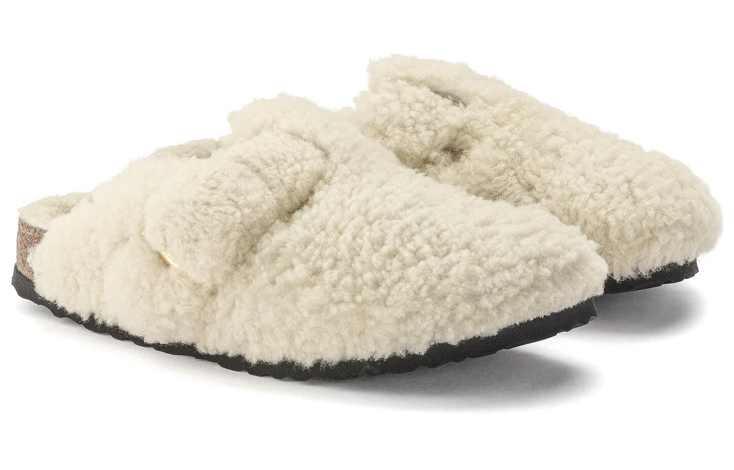 (WMNS) Birkenstock Boston Big Buckle Shearling Narrow Fit 'Eggshell' 1025664 sold by KicksCrew product image thumbnail 4