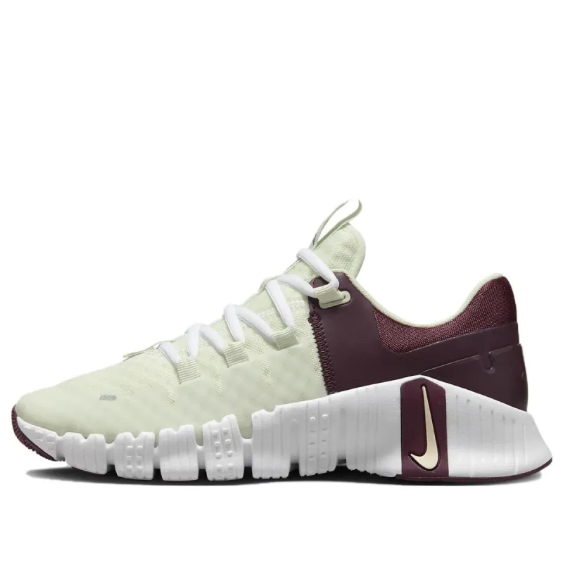 (WMNS) Nike Free Metcon 5 'Sea Glass Burgundy Crush' FN7099-020 sold by KicksCrew