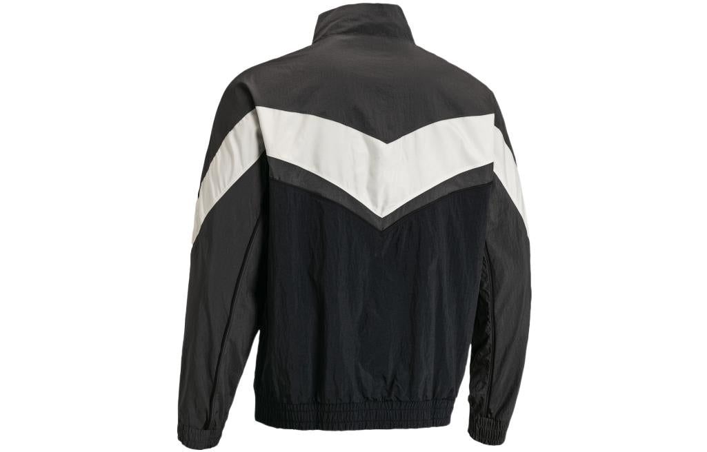 Under Armour APAC Jacket 'Black' 1373186-003 sold by KicksCrew product image thumbnail 2