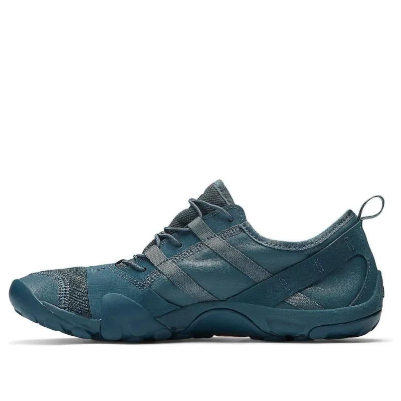 New Balance x ISSEY MIYAKE Sneakers 'Teal' MT10OIY sold by KicksCrew