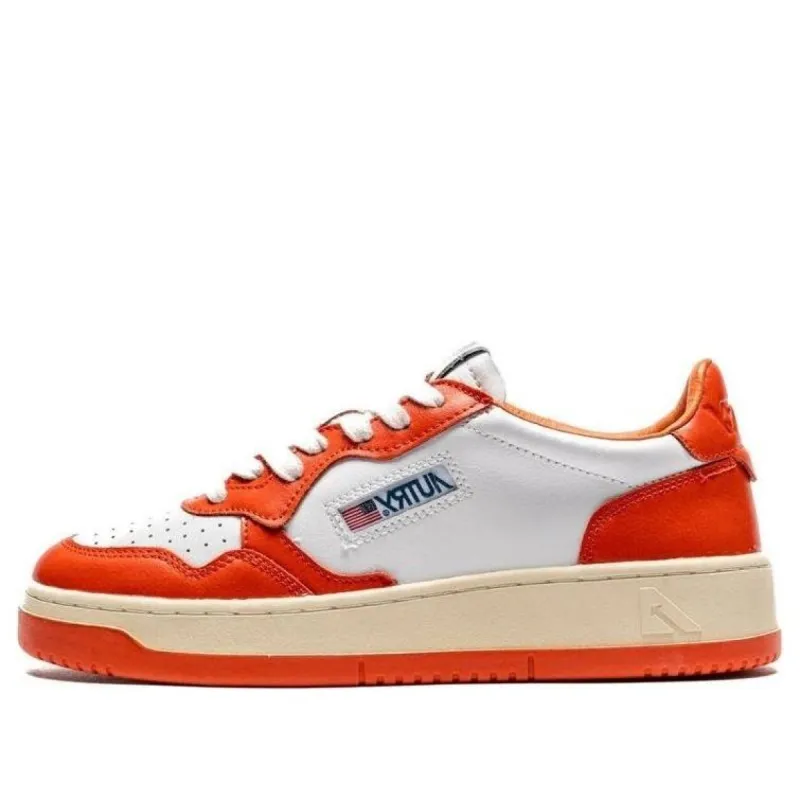 (WMNS) AUTRY Medalist Low Top Bicolor 'White Orange' AULW-WB21 sold by KicksCrew